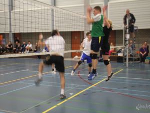 UA131109volleybal095..JPG